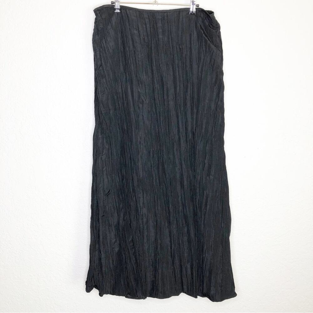 Victor Costa black crinkle formal maxi skirt